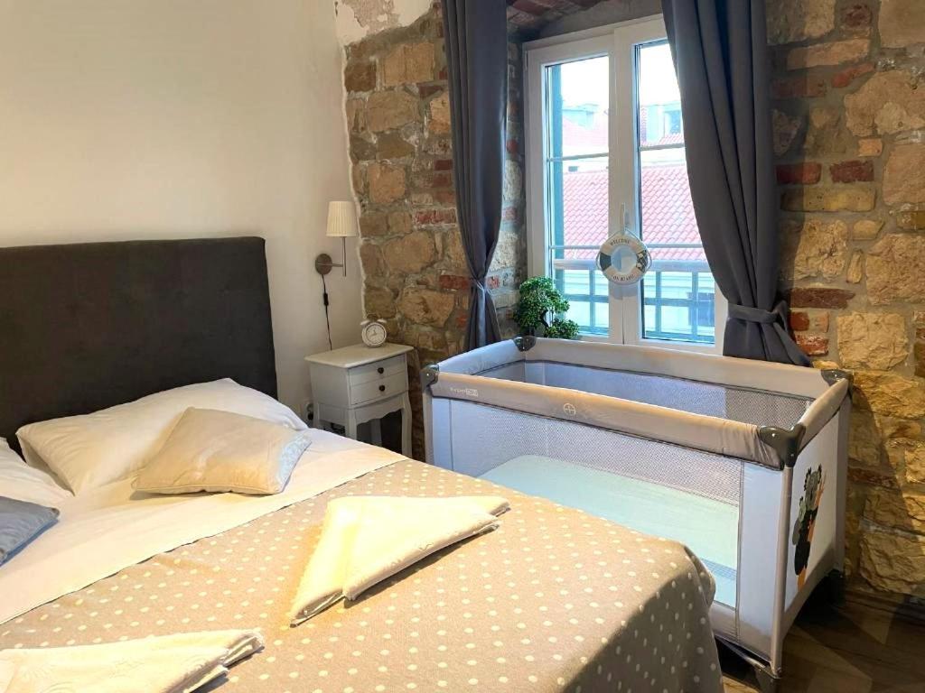Kaštela XIV Century Rooms מראה חיצוני תמונה