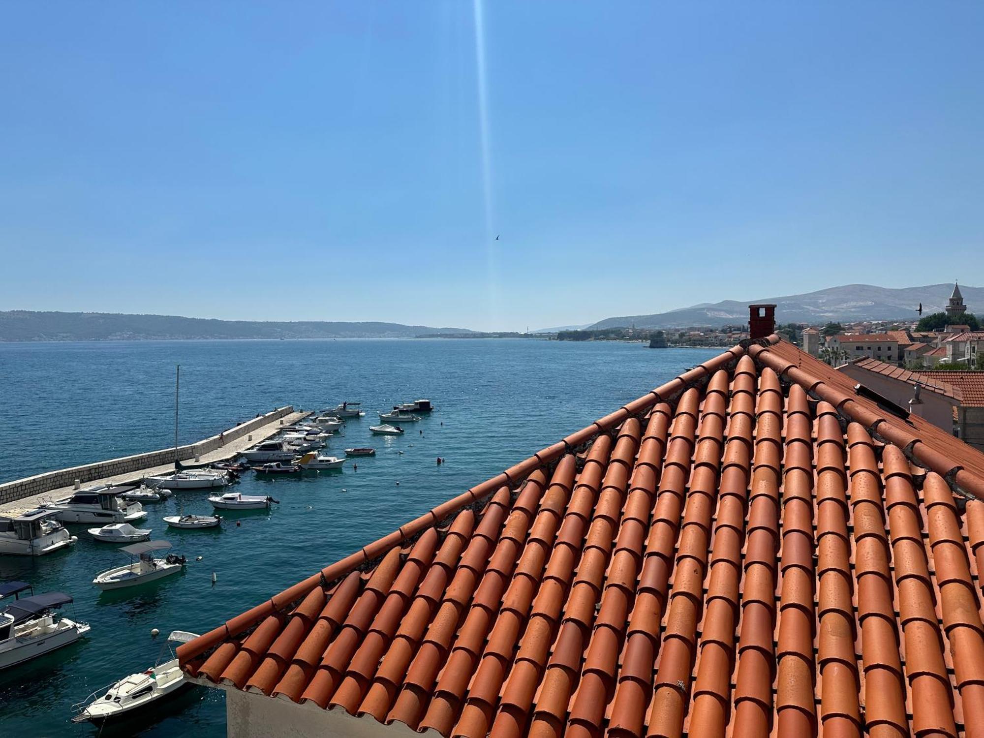 Kaštela XIV Century Rooms מראה חיצוני תמונה