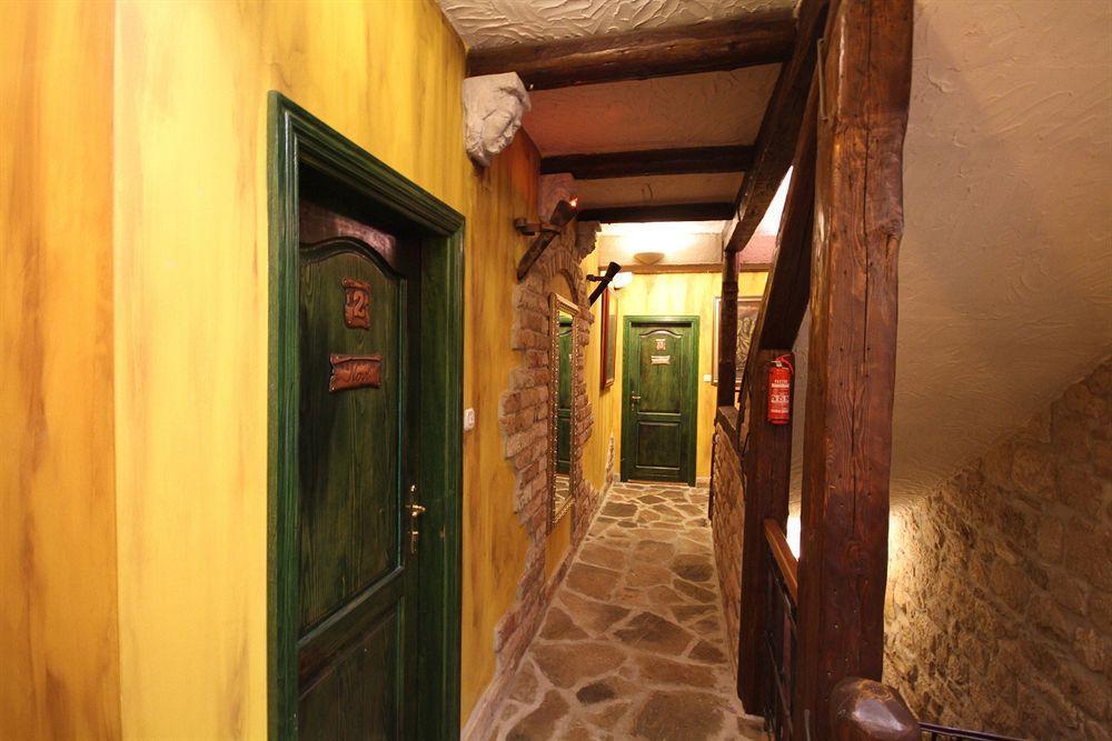 Kaštela XIV Century Rooms מראה חיצוני תמונה